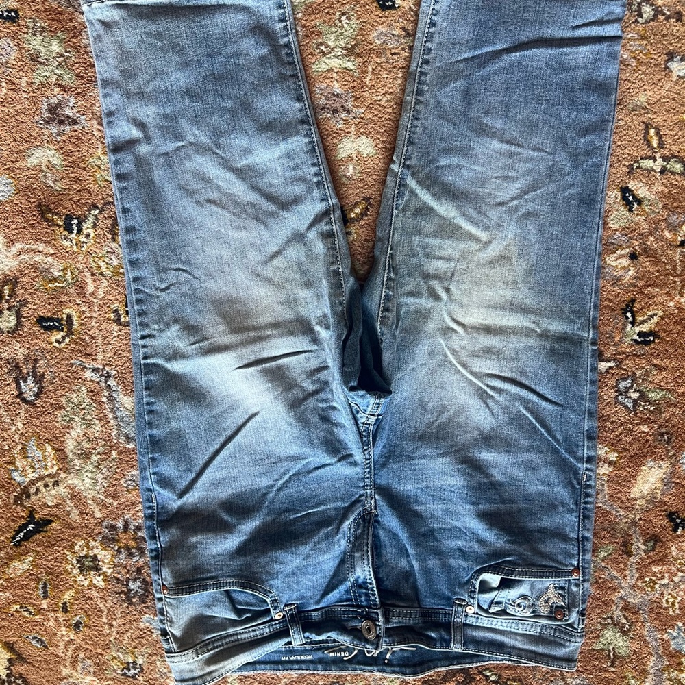 INC International Concepts Blue Ankle Cropped Jeans